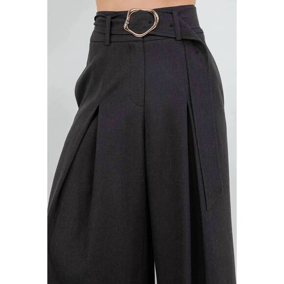 NEW WHITEROOM+CACTUS marie claire pleated trousers in black - Picture 5 of 7